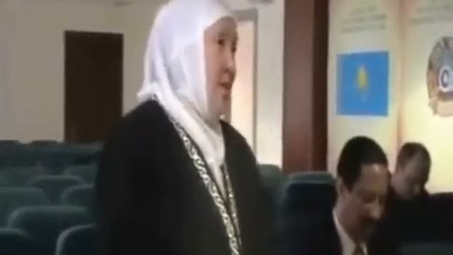 Бахыт Рустемов присвоение Академика Казахстанцу 2 смотреть онлайн
