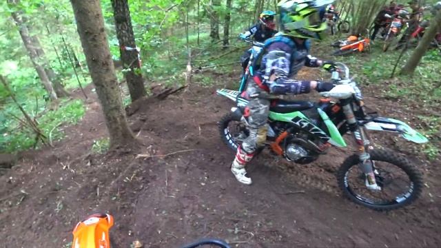 Гонка ENDURO 4 SEASONS 2022 в Полоцке. Первый раз в классе Open Hobby смотреть онлайн