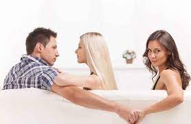 КАК РАЗБИВАЮТ СЕМЬЮ. ВЕДЬМИНА ИЗБА. ИНГА ХОСРОЕВА.mp4