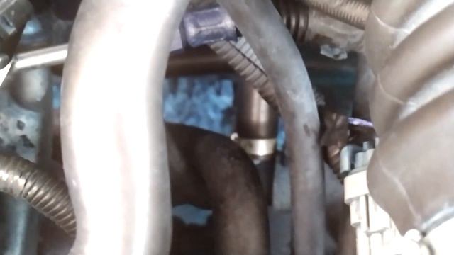 ВАЗ 2114. Правильная установка новых патрубков печки снаружи на случай, если забыли. смотреть онлайн