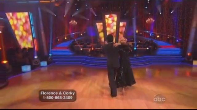 Florence Henderson & Corky Ballas Quickstep смотреть онлайн