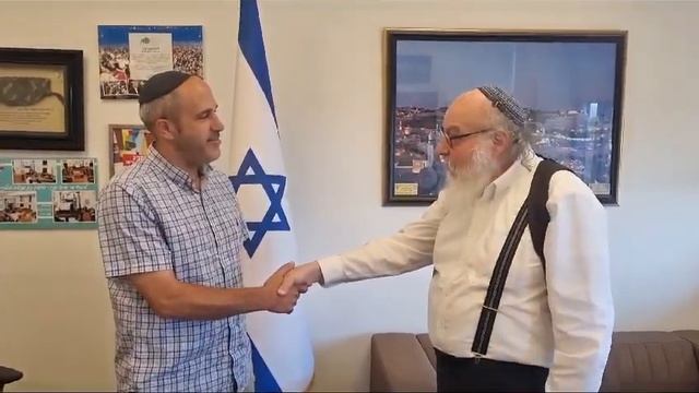 Джонатан Поллард поддерживает Арье Кинга на иерусалимских выборах - יהונתן פולארד תומך באריה קינג смотреть онлайн