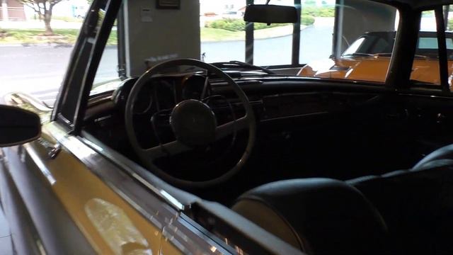 1967 Mercedes-Benz 250SE Coupe from Daniel Schmitt & Co. Classic Cars смотреть онлайн