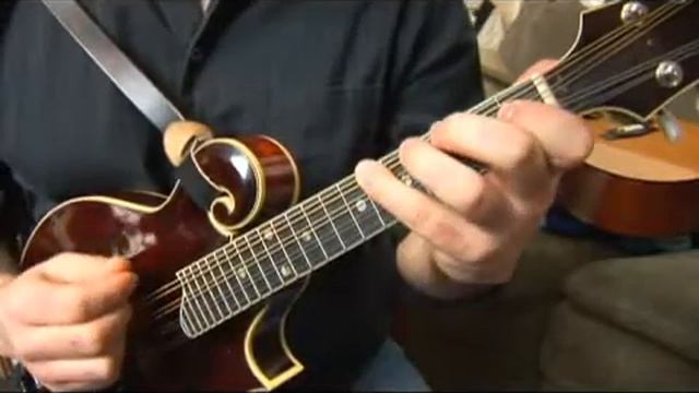 Mandolin Open Position E Scale Tips смотреть онлайн