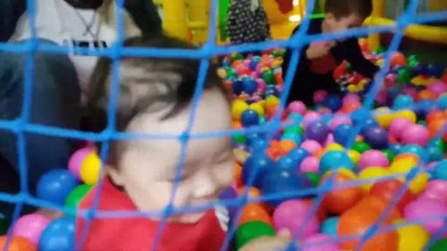 "Жираф" детское кафе. г.Караганда смотреть онлайн