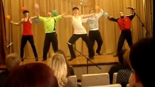 Учим гоп танцы. Гопники. Угар, ЖЕСТЬ.. смотреть онлайн