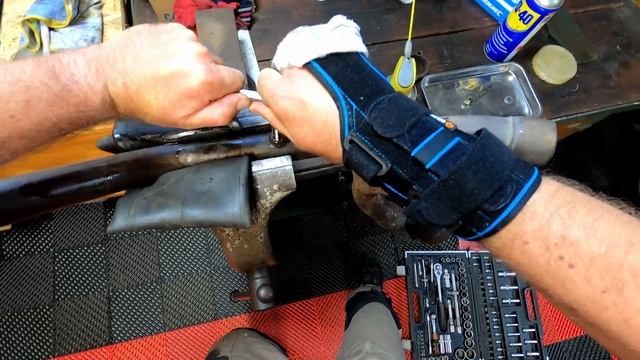 HELICOIL : Comment restaurer un filetage foiré avec un filet rapporté ? смотреть онлайн
