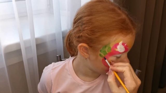 Рисуем аквагрим! Сказочный единорог смотреть онлайн
