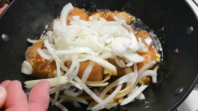 Шикарная, свиная грудинка с лапшой. смотреть онлайн