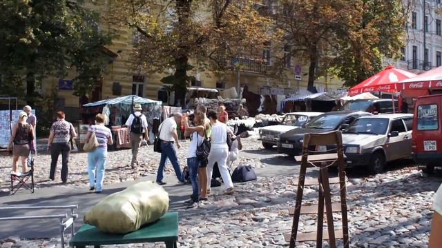 Киев, Андреевский спуск, август 2012 года смотреть онлайн