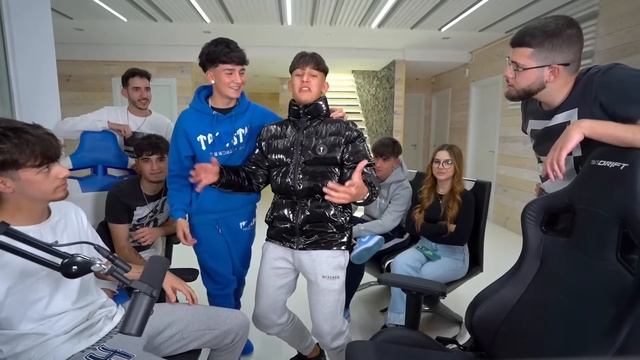 Batalla de Outfits MDLR en Directo! смотреть онлайн
