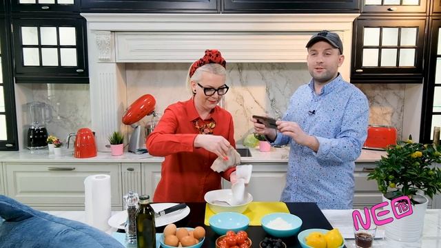 Как Приготовить Стейк из Акулы | Обзор Еды смотреть онлайн