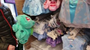 Магазин игрушек BUILD A BEAR WORKSHOP ДЕЛАЕМ САМИ игрушки и покупаем им наряды