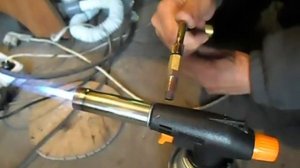 Как существенно увеличить температуру факела пропаново-воздушной китайской горелки.