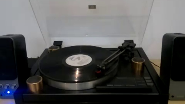 Yamaha PF-800 смотреть онлайн