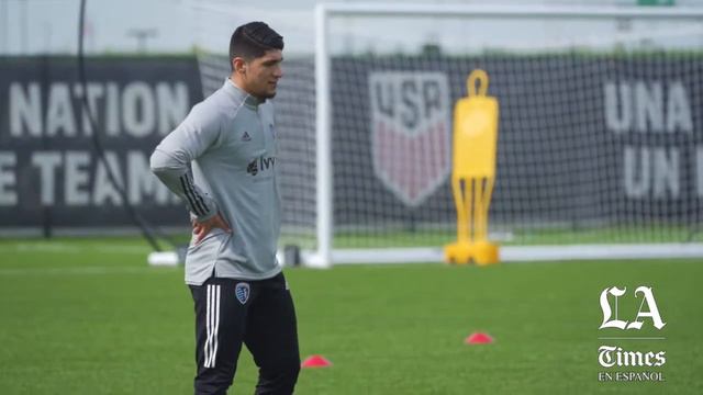Alan Pulido, del Sporting Kansas City, en el regreso a los entrenamientos смотреть онлайн