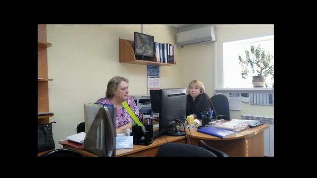 УК в ПАНИКЕ, Трануха сломала камеру, со страху вызвали РОСГВАРДИЮ смотреть онлайн