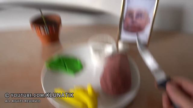 EATING EDIBLE PLAY-DOH FOOD!  - KLUNATIK (2019) - 粘土, пластилин, Pâte à Modeler Mangeant, 橡皮泥