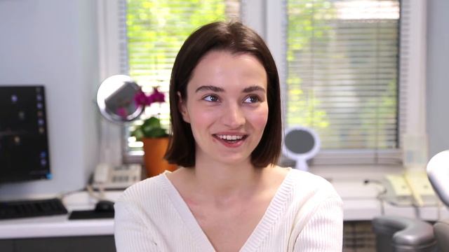 Отзыв о профессиональной гигиене Studio SMILE смотреть онлайн