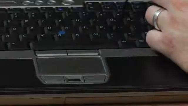 How to Fix Sticking Laptop Keys смотреть онлайн