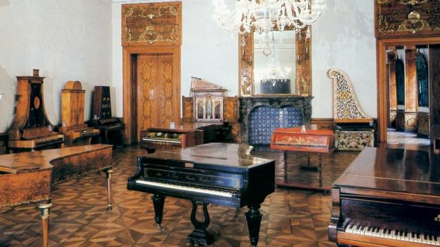 BEAUTIFUL PRAGUE - BRIAN CRAIN - PRAHA REVERIE - PIANO AND ACCORDION - FOR BRIAN смотреть онлайн