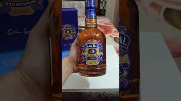 Chivas Regal 18 years old | Gold Signature | blended scotch whisky unboxing.