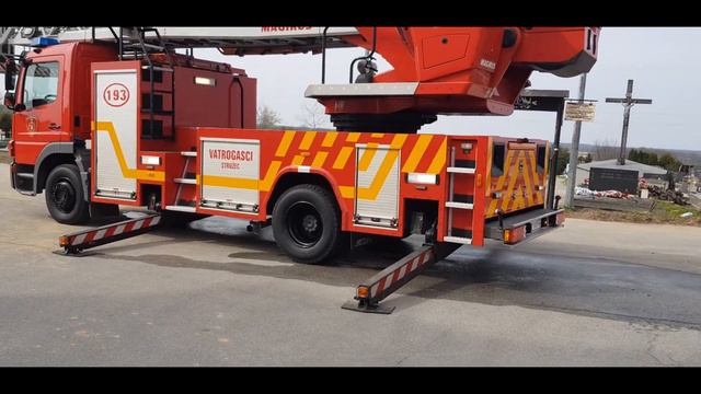 MAGIRUS DLK 23-12 CS vatrogasna AUTOLJESTVA na MERCEDES ATEGO podvozju | VATROGASCI DVD Stružec смотреть онлайн