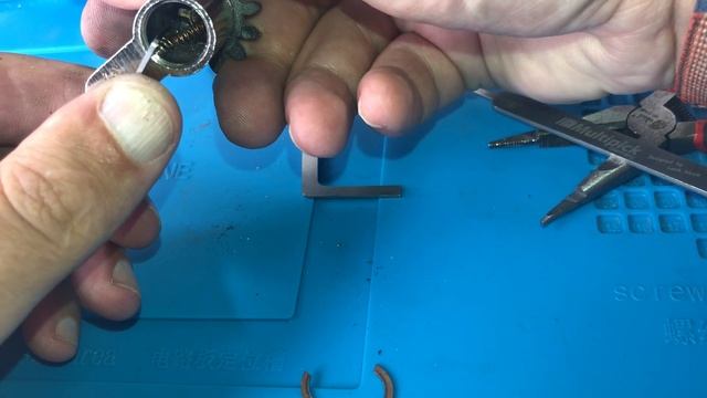 Вскрытие цилиндра 333 отмычками смотреть онлайн