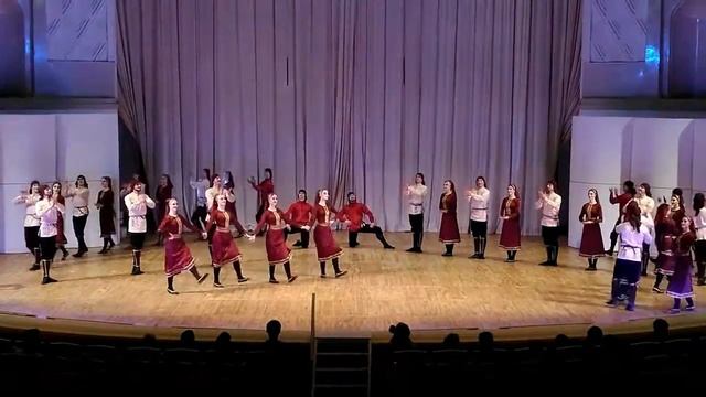 Налмэс - Абхъаз ныбжьыкIэ къашъу / Нальмэс - Абхазский молодёжный танец смотреть онлайн