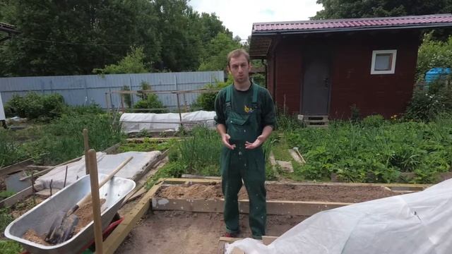 Теплица из поликарбоната. Почва для грядок смотреть онлайн
