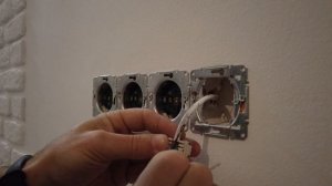 Как подключить интернет розетку Schneider Asfora