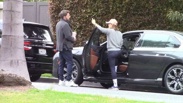 Ben Affleck And Jennifer Garner's Co-Parenting Perfection Shines Bright In Santa Monica