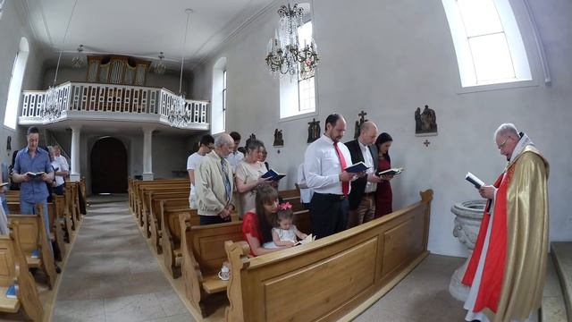 VLOG: КРЕЩЕНИЕ В КАТОЛИЧЕСКОЙ ЦЕРКВИ смотреть онлайн