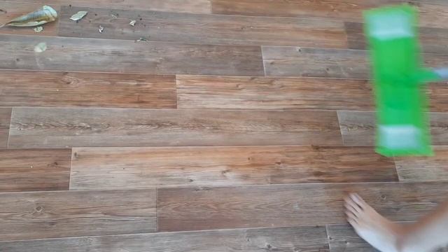 Шок школоло ходит босиком по школе во время работы смотреть онлайн