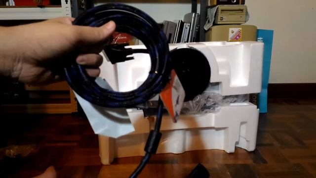 Aoc E2270Sw (21.5") monitor unboxing смотреть онлайн
