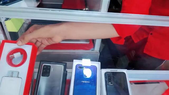 Cheapest Iphone in Mumbai | Second Hand Phone | Used Mobile Market | Unique Mobiles Shop смотреть онлайн