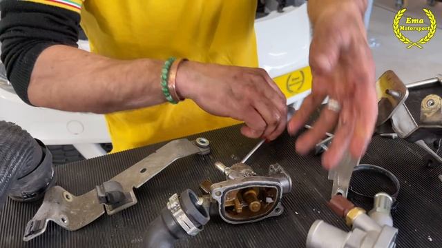 ALFA GIULIETTA TURBO TERMOSTATO ROTTO E ARRUGGINITO