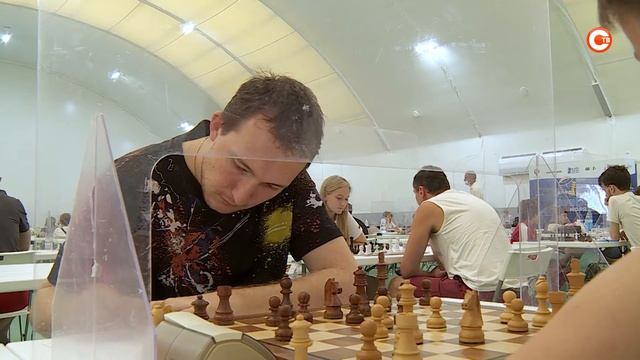 В Севастополе стартовал один из этапов международных шахматных соревнований «Севастопольский вальс» смотреть онлайн