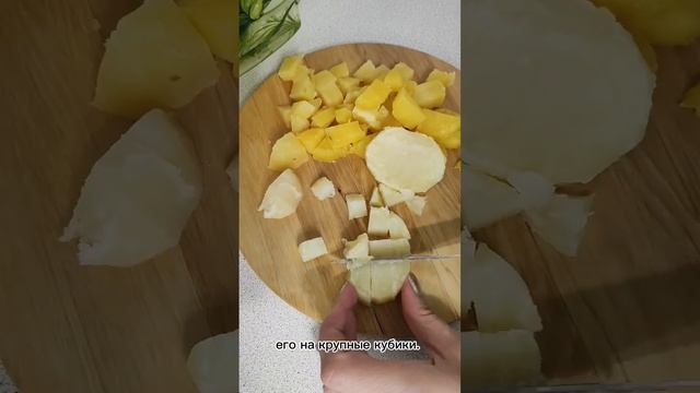 ??ВОСХИТИТЕЛЬНО вкусный пирог с картофелем, сосисками и квашеной капустой. ИНСТ@kobzeva.sonya смотреть онлайн