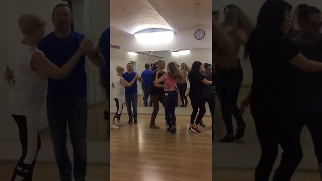 Доминиканская бачата для продолжающих - Frank Reyes "Ya Basta" смотреть онлайн