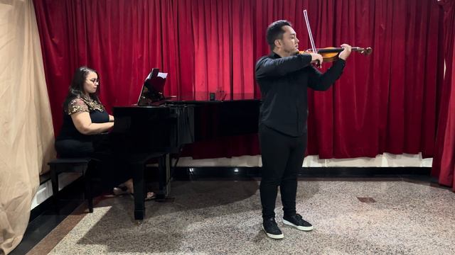 Fábio Santos- Mozart no.3 concerto para violino смотреть онлайн
