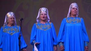 вокальная группа *Берёзка* песня * До чего красивы женщины России*