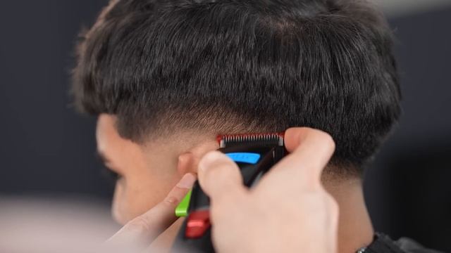 PERFECT DROP FADE TEXTURED CROP HAIRCUT TUTORIAL! смотреть онлайн