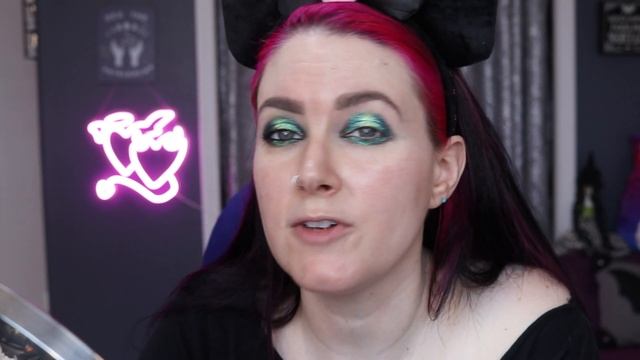 KVD Green Nebula Dazzle Gel Tutorial #beautycommunity #veganmakeup смотреть онлайн