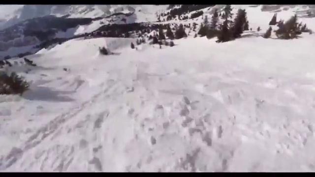 Потрясающий спуск с горы на лыжах от первого лица Candide Thovex (DubStep Edition) #1 смотреть онлайн