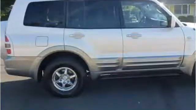 2002 Mitsubishi Montero Used Cars Reseda CA смотреть онлайн