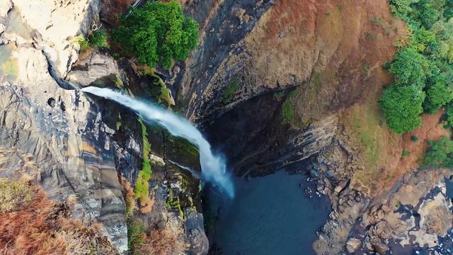 Best drone shots of Waterfall.Best Aerial 8K video. смотреть онлайн