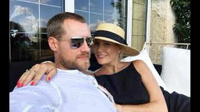 "Рукоприкладство мужа или Погоня за Красотой?"-Почему Летучая скрывает сломанный нос? смотреть онлайн