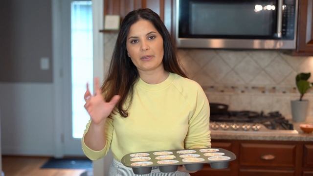 How to Make Lemon Raspberry Cupcakes | Cooking With Shazia смотреть онлайн