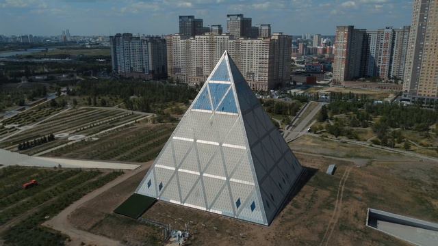 Epicness of Nur Sultan City - Kazakhstan смотреть онлайн